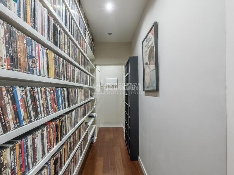 Foto e7b81097-c3c9-4a38-b254-fa86dba2d737. Piso  en venta en Trafalgar Madrid