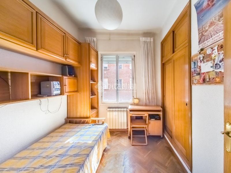 Foto 127f30ae-e90e-4d6f-89dc-6847c4e96430. Piso  en venta en Arapiles Madrid