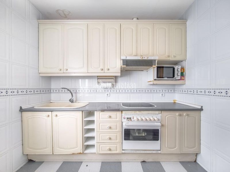 Foto 3ca9c7bf-a6a1-49e7-8fc9-f5fcc71f0ad5. Piso  en venta en Arapiles Madrid