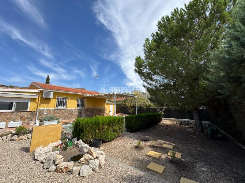 Foto 726d1ddf-e8ec-48cd-be0c-f30acfeed1e9. Casa in Colmenar de Oreja