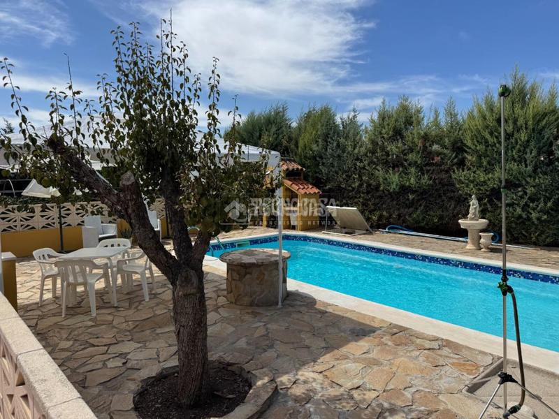 Foto df47d085-e117-4a26-a3ad-6cb849b8cbad. Casa in Colmenar de Oreja