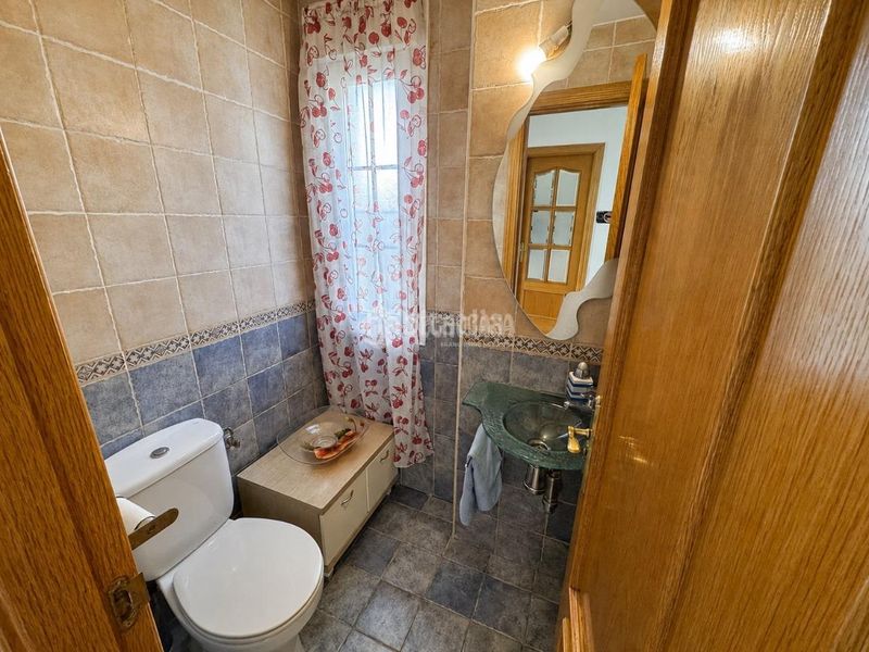 Foto 43a9d16a-39d3-423d-ba30-90f106a394bf. Casa aparellada amb calefacció aparcament a Ontígola