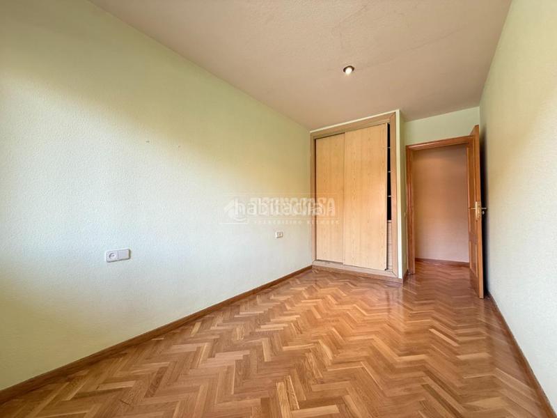 Foto 08c095a3-6866-4e44-8109-f829da0f2817. Piso  en venta en deportivo Galapagar-los almendros Galapagar