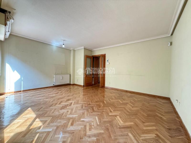 Foto 306aa225-9b3b-4f6c-bf8d-c22825aedd10. Piso  en venta en deportivo Galapagar-los almendros Galapagar
