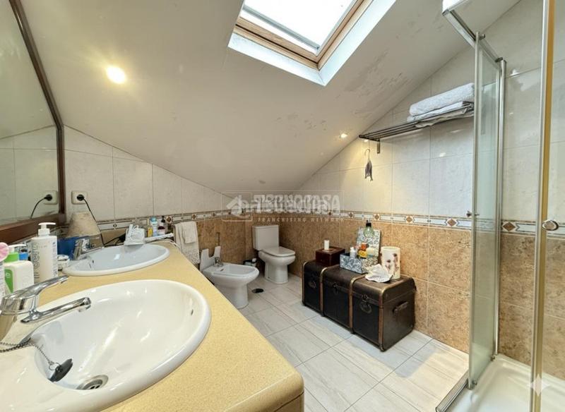 Foto fe1a32c0-ac0e-46cc-8cab-a723d9a4d6d7. Appartement avec chauffage parking dans deportivo Galapagar-los almendros Galapagar