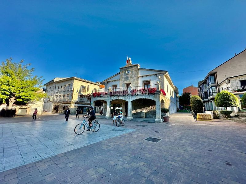 Foto 2c1536fc-275f-419a-a2f7-183e6a407db0. Pis amb calefacció a Casa Amarilla Galapagar