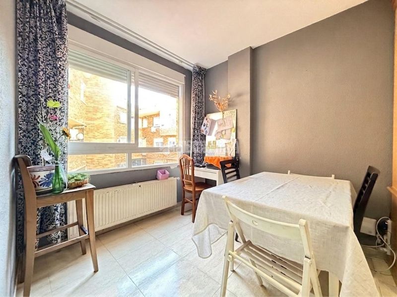 Foto fdefefe5-103c-41dc-8fa6-1837ac392bf1. Pis amb calefacció a Casa Amarilla Galapagar