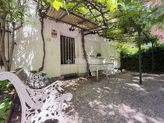 Casa aparellada a Casco Antiguo. Casa en venta en galapagar