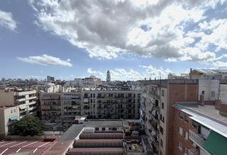 Appartement à El Camp de l´Arpa del Clot. Piso en venta en barcelona