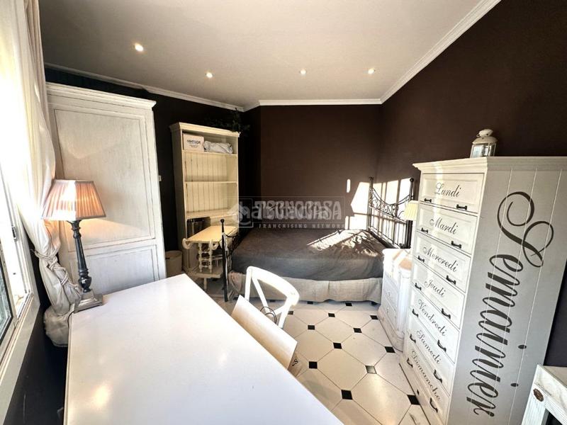 Foto 884a596c-f9c9-4b77-ac7b-3c0d10c8a3c1. Flat in El Camp de l´Arpa del Clot Barcelona