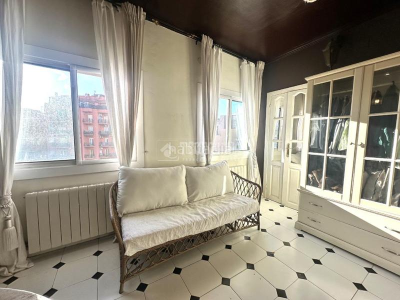 Foto bc217d39-55c2-43da-8765-1bad8221086b. Flat in El Camp de l´Arpa del Clot Barcelona