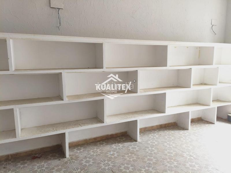 Foto f2c76ac9-88cc-4028-bedd-d8c4517250ec. Alquiler local comercial local en Casco Antiguo Cáceres