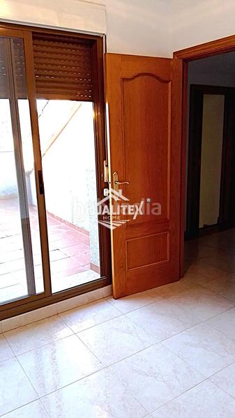 Foto 7ecc9338-3604-4ac6-8e79-9834f7c2faf5. Duplex con riscaldamento parcheggio in Centro Cáceres