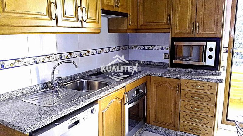 Foto 8df84e40-c391-4b4c-b200-aa6627c24959. Duplex con riscaldamento parcheggio in Centro Cáceres