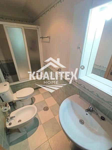 Foto ea931d19-9557-427b-9c32-0d14633934b0. Duplex con riscaldamento parcheggio in Centro Cáceres