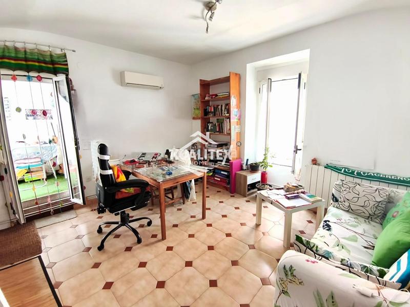 Foto 1f020edb-656e-4c8e-b965-21bec08532a6. Apartament amb calefacció a Casco Antiguo Cáceres