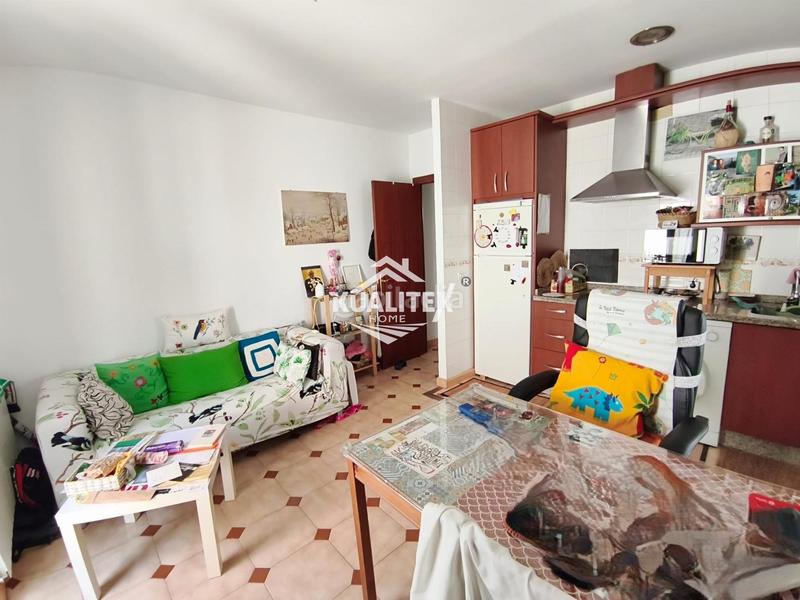Foto 813d4c87-5ac5-467a-a496-e5c0619603b4. Apartament amb calefacció a Casco Antiguo Cáceres