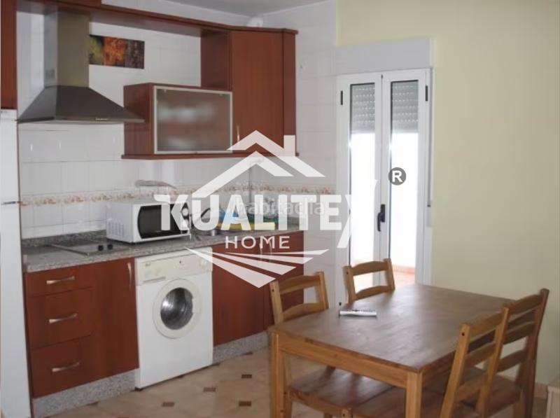 Foto a4abbafe-fc07-4b0a-92a6-9fb7a7b2a566. Apartament amb calefacció a Casco Antiguo Cáceres