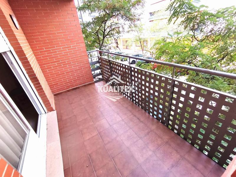 Foto 10689bb6-3d54-4ae4-85ad-56dbe82f8bc3. Location appartement avec chauffage parking dans nuevo Cáceres Cáceres