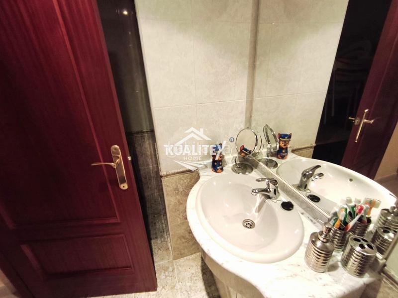 Foto abd40a5d-d3cd-41f8-800e-205a4f33618a. Location appartement avec chauffage parking dans nuevo Cáceres Cáceres