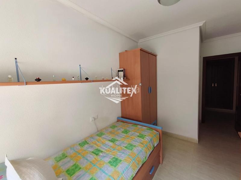 Foto e3aaf73e-1037-4fb6-a009-856708b7afdc. Location appartement avec chauffage parking dans nuevo Cáceres Cáceres