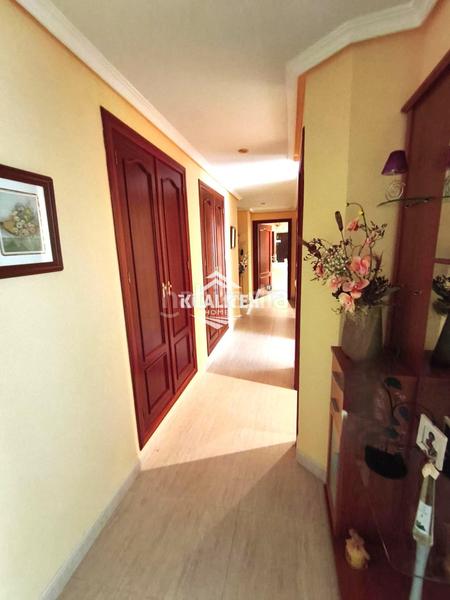 Foto c7b1edae-b317-4c4a-b31a-a7e8990594d5. Miete etagenwohnung mit heizung parking in nuevo Cáceres Cáceres