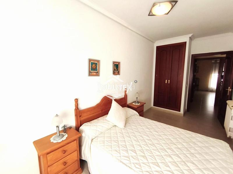 Foto 10c35a07-454a-489e-b439-cc540cc0597a. Rent flat with heating parking in nuevo Cáceres Cáceres