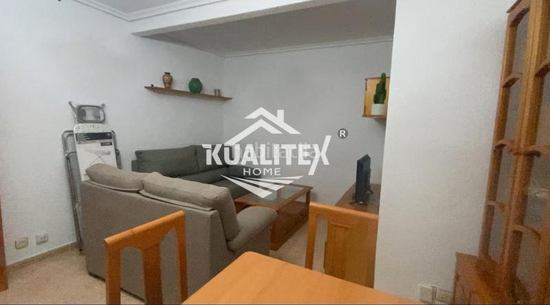 Foto 647ba497-f6eb-461f-bc19-353635730071. Location appartement dans Centro Cáceres