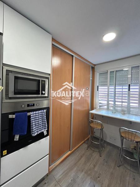 Foto e21310cb-310b-46b9-aeeb-26f5fc49ab20. Etagenwohnung mit heizung parking in Montesol - Mejostilla Cáceres