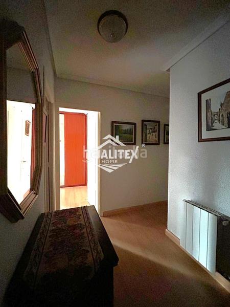 Foto 79f0bb7f-2a72-42bc-a8ce-f7297f9ea4a6. Piso  en Centro Cáceres