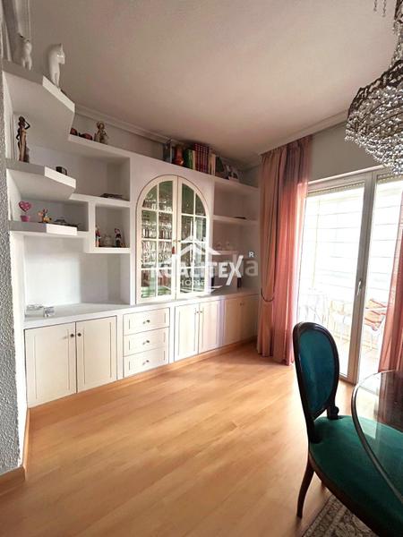 Foto eb9dac0c-3081-4cae-838a-0809d0d4c19d. Piso  en Centro Cáceres