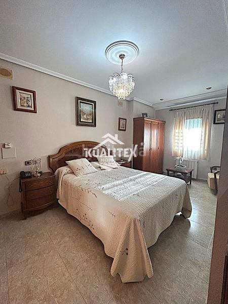 Foto 2e2f286a-4942-43b6-a647-c002e78c4c8c. Chalet con riscaldamento parcheggio in Ruta de la Plata Cáceres