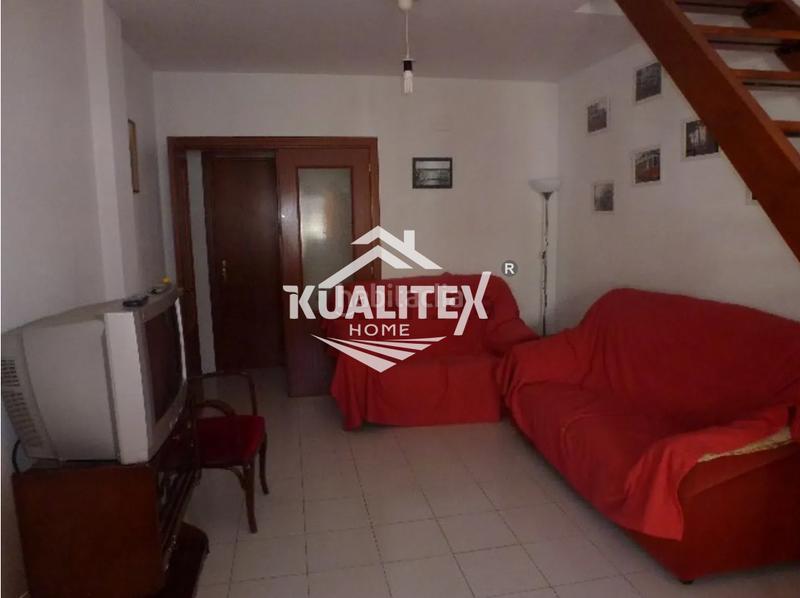 Foto 825f4d87-9cf5-4553-b9f6-b9a3c7642f16. Dúplex amb calefacció aparcament a Casco Antiguo Cáceres