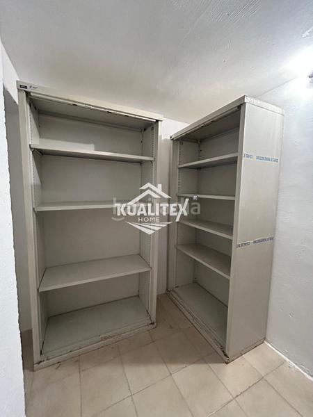 Foto d9f46e24-aa63-43d9-9ac5-659ff0591327. Posto auto in Casco Antiguo Cáceres