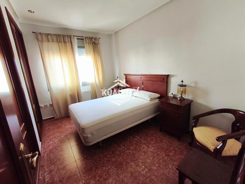 Foto 172b1ff1-81d9-4fc3-8611-8291ef701dd7. Apartamento  en Centro Cáceres