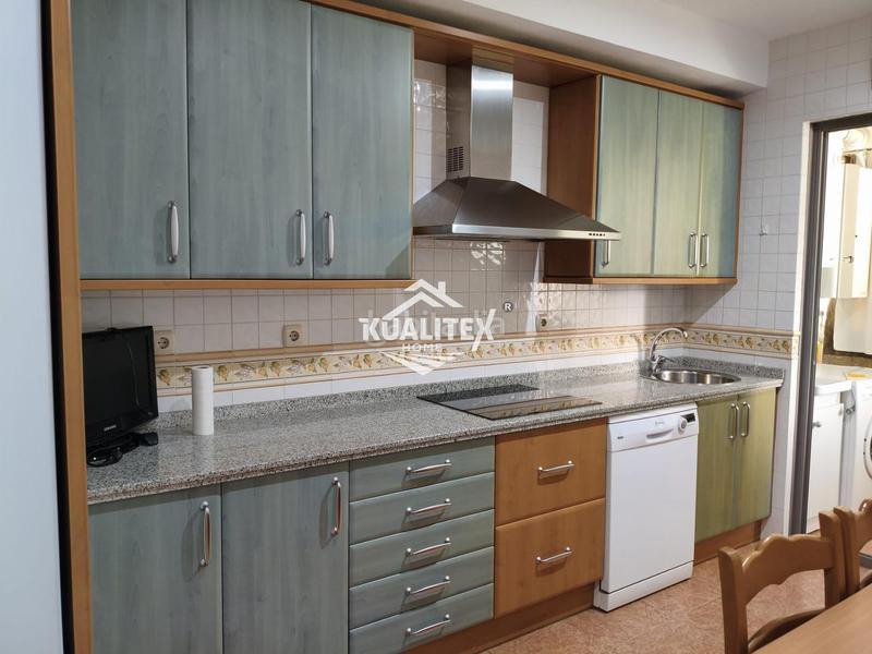 Foto 429951e4-7465-49f2-a660-fb3ce6493081. Apartamento  en Centro Cáceres