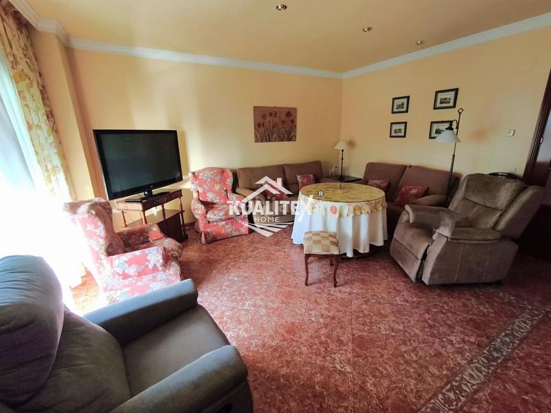 Foto 9d7da23b-c908-465e-9f6f-c1ea1b5ea917. Apartamento  en Centro Cáceres