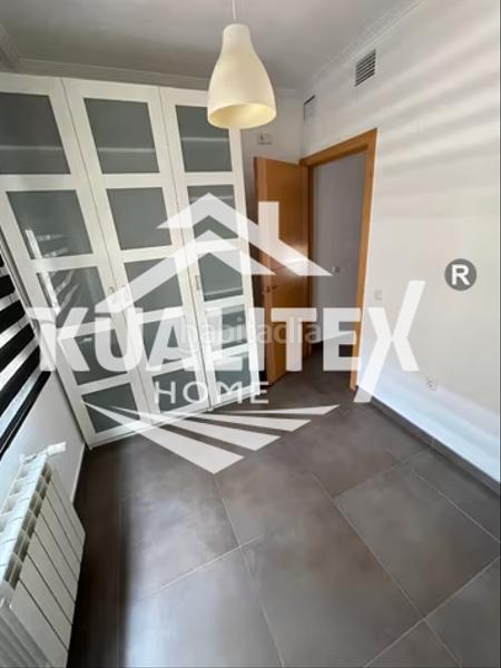 Foto 8348b4ea-e2fd-4d96-8106-2a63cbff4915. Affitto appartamento con riscaldamento parcheggio in Cáceres