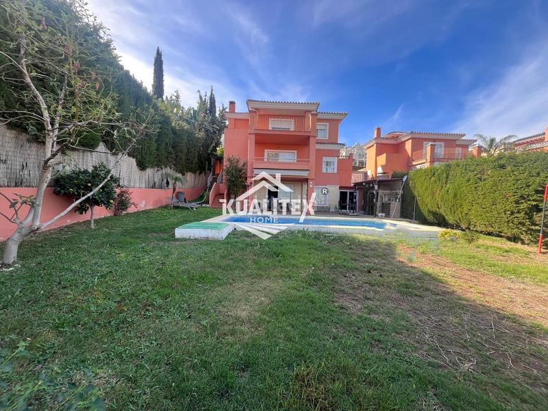 Foto a715291c-6fba-4354-8b98-51fbbea353ad. Affitto chalet con riscaldamento parcheggio piscina in Mijas