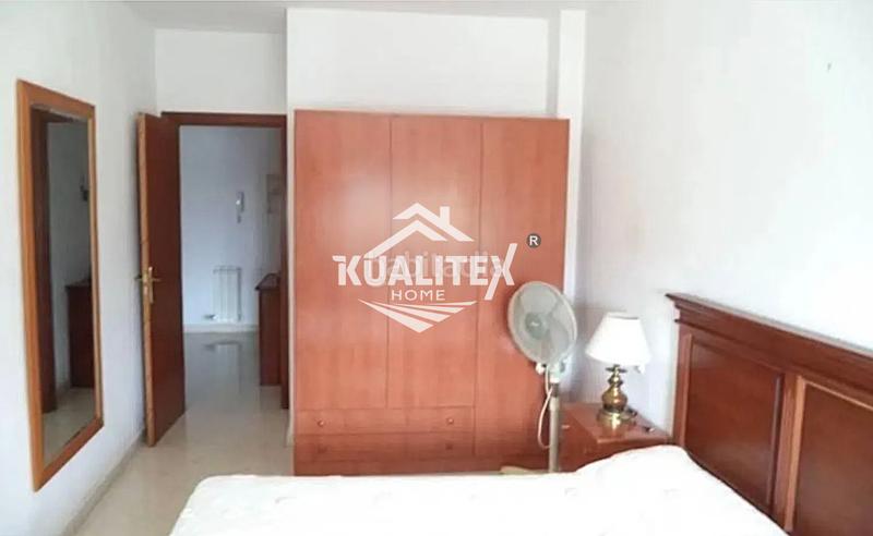 Foto f2775f1d-7d03-453d-9613-29eea633c757. Lloguer apartament amb calefacció a Casco Antiguo Cáceres