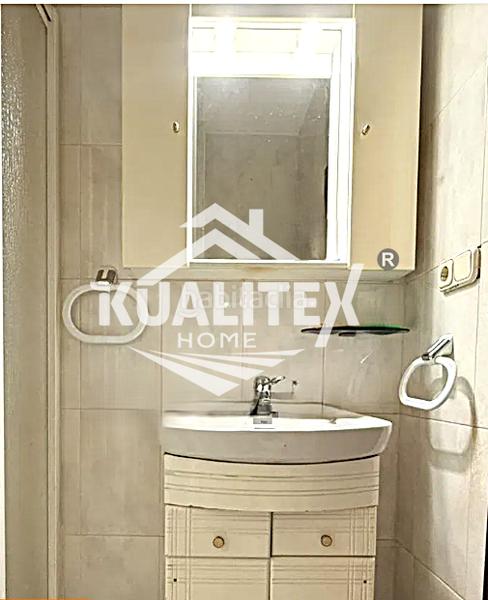 Foto 05707d01-1454-49e6-b02f-52a38fb789ba. Flat with heating in Centro Cáceres