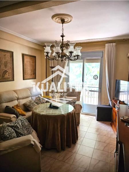 Foto 2a3be5d3-3b0f-4555-88c2-c45709b5d4e2. Flat with heating in Centro Cáceres