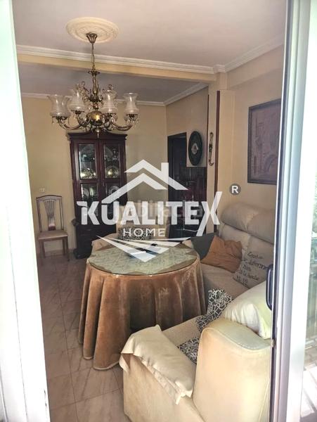 Foto 4cbb24f6-52f6-4222-beb8-91507cc1adca. Flat with heating in Centro Cáceres