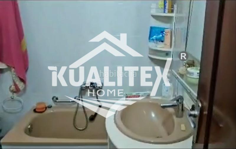 Foto cd34a2fa-ac06-4505-a868-57457255b62f. Flat with heating in Centro Cáceres