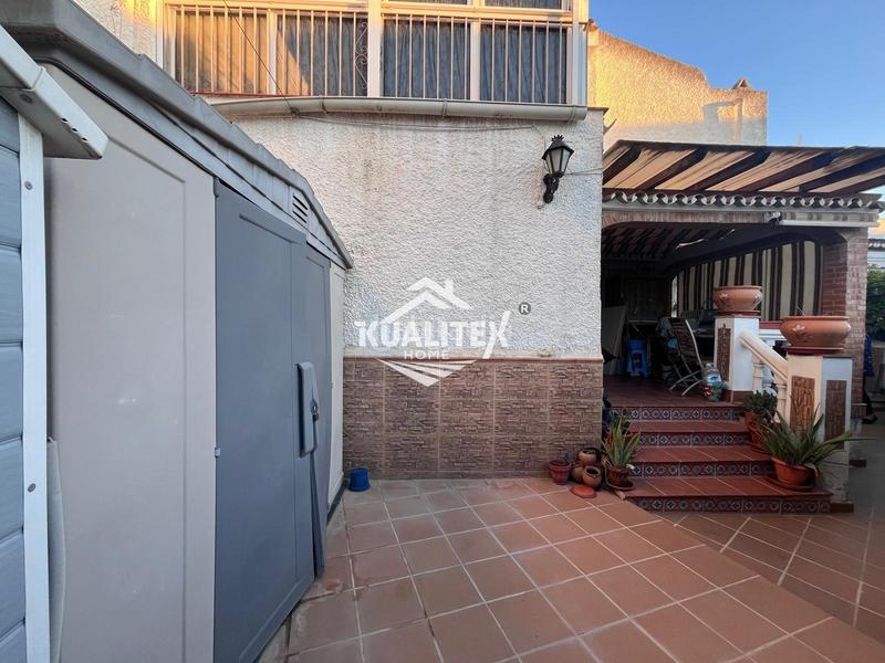 Foto 463633c3-805e-4860-8a7d-3629b34f61d0. Reihenhaus mit heizung pool in Coín