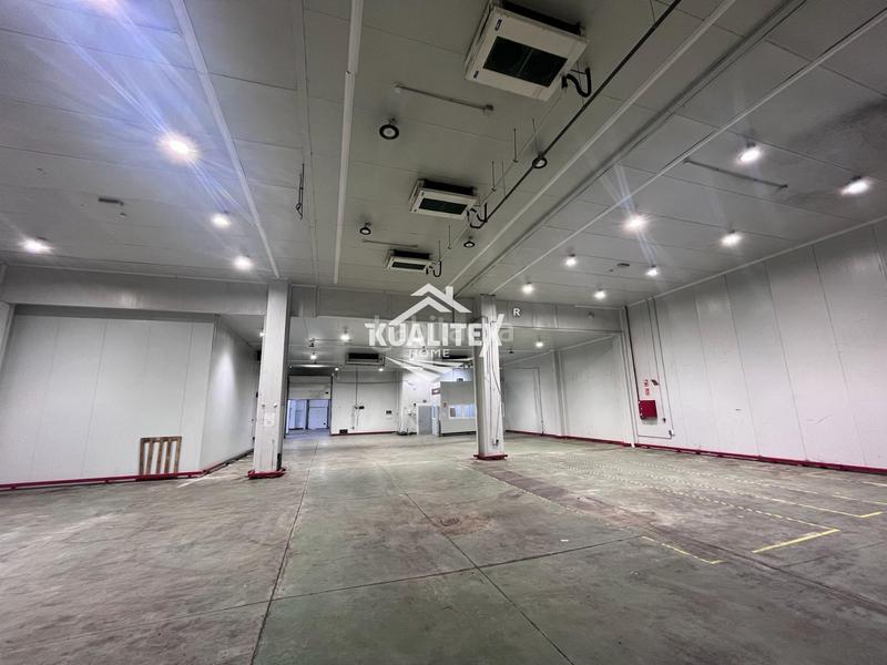 Foto 0cea55d3-5022-44f2-a4c8-3642648a22fe. Lloguer nau industrial a Campanillas Málaga