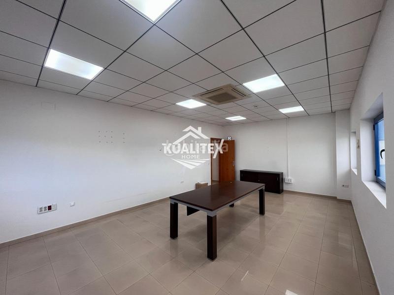 Foto 1e18f420-2653-4afd-aaba-1f18ae20aad1. Lloguer nau industrial a Campanillas Málaga