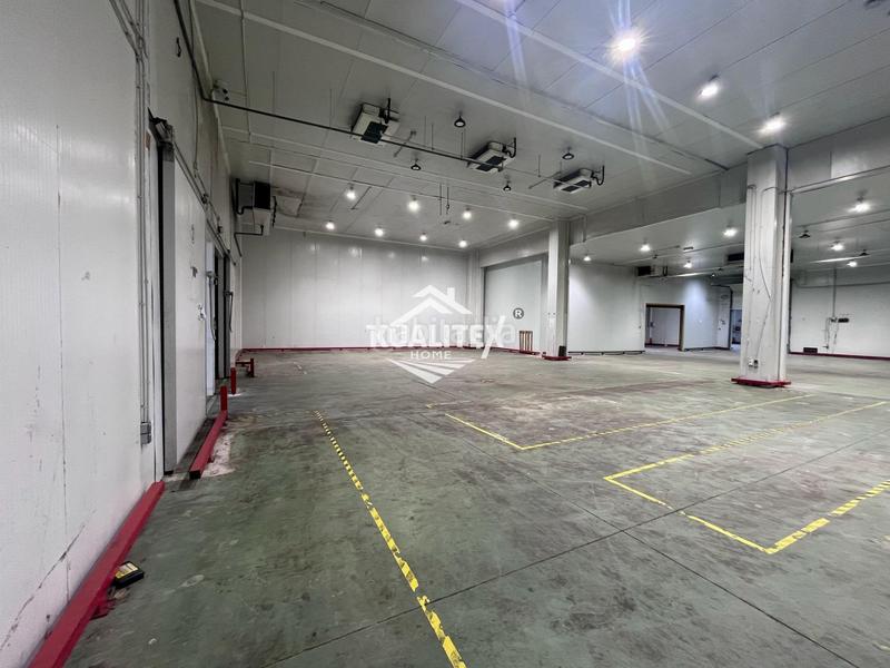 Foto e443586d-b0fb-4caf-b930-ac25a36e3d2e. Rent industrial building in Campanillas Málaga