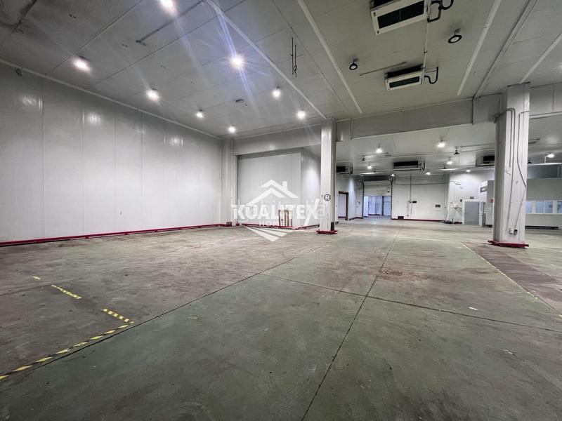 Foto f80bdbf0-7318-4fa9-91d7-913fcfd21d9a. Rent industrial building in Campanillas Málaga