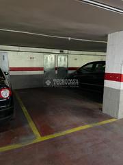 Parking voiture  C. la taha. Boxplaza de garaje en venta en granada